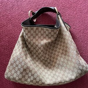 Gucci slouch bag